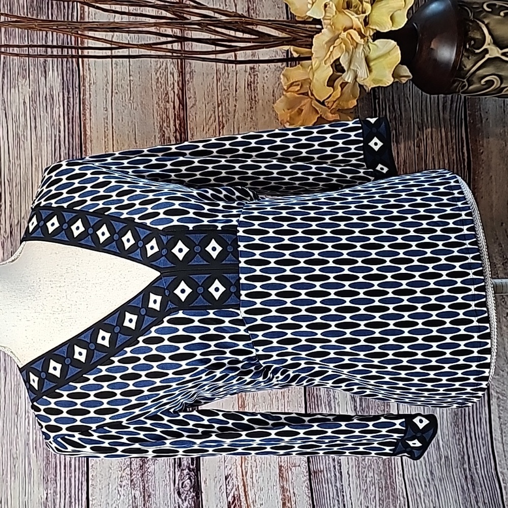 NEW MICHAEL KORS BLUE GEOMETRIC 3/4 SLEEVE V NECK PULLOVER TOP BLOUSE